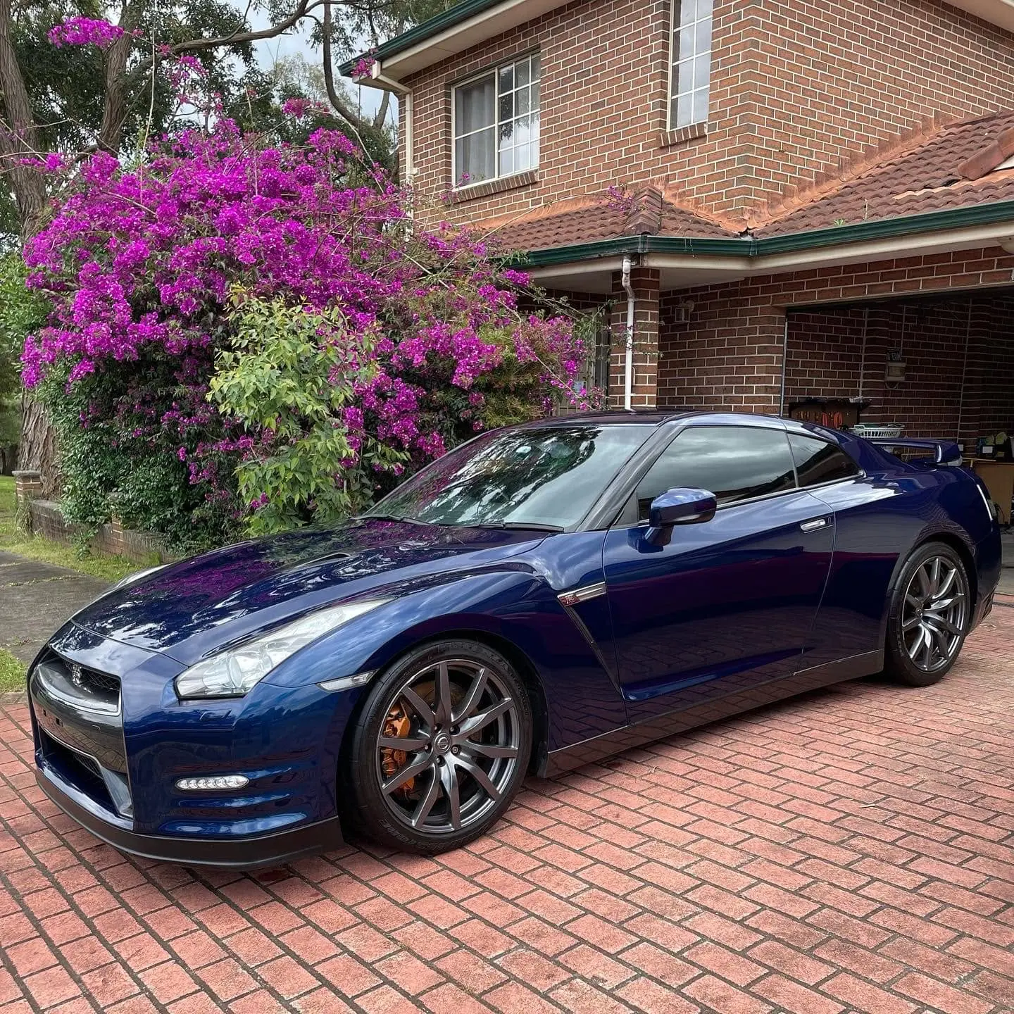 Nissan GT-R R35 detailed and ceramic coated by LXT